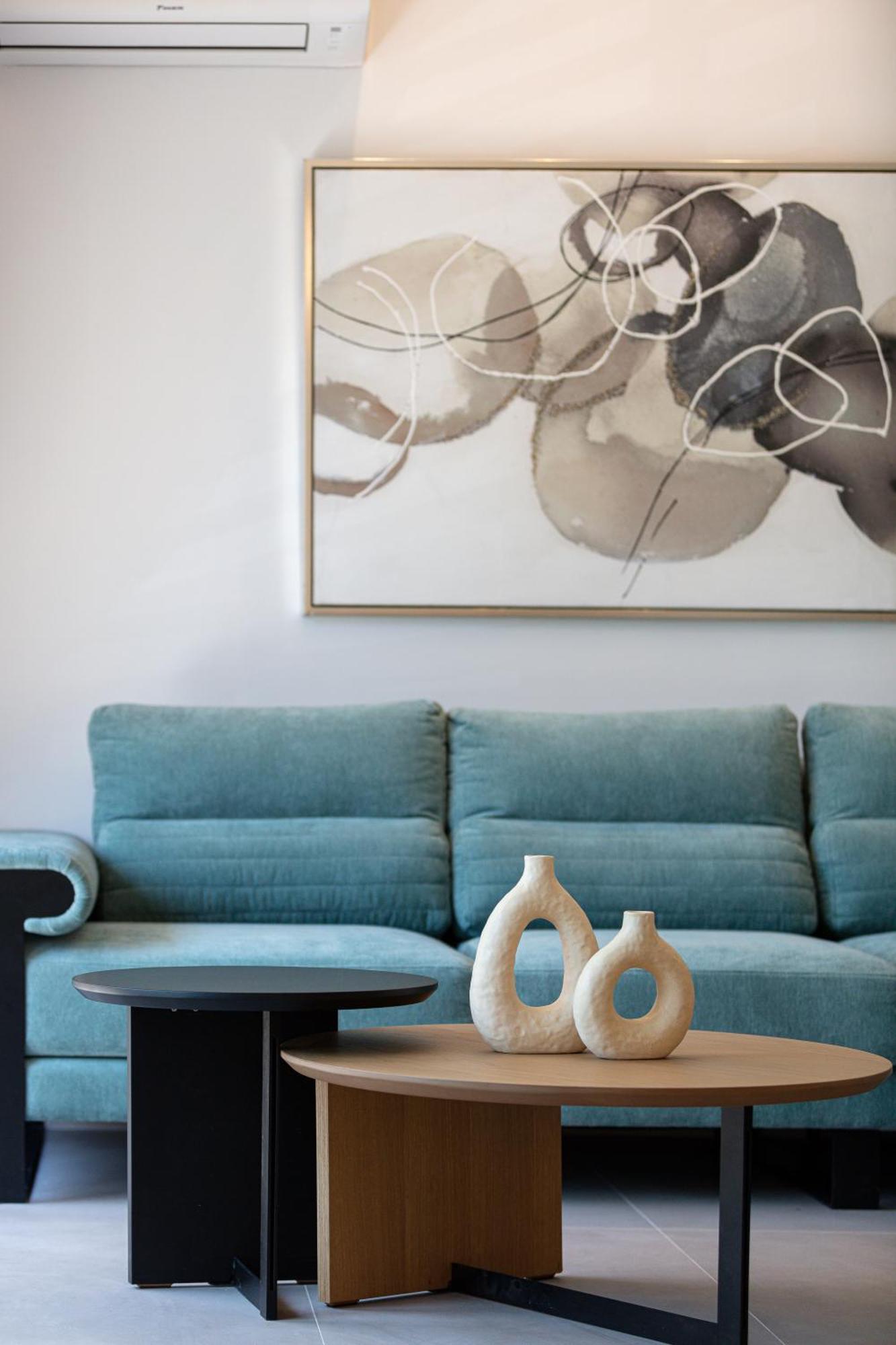 Modern Apartment, Up To 6, Close To The Beach! *