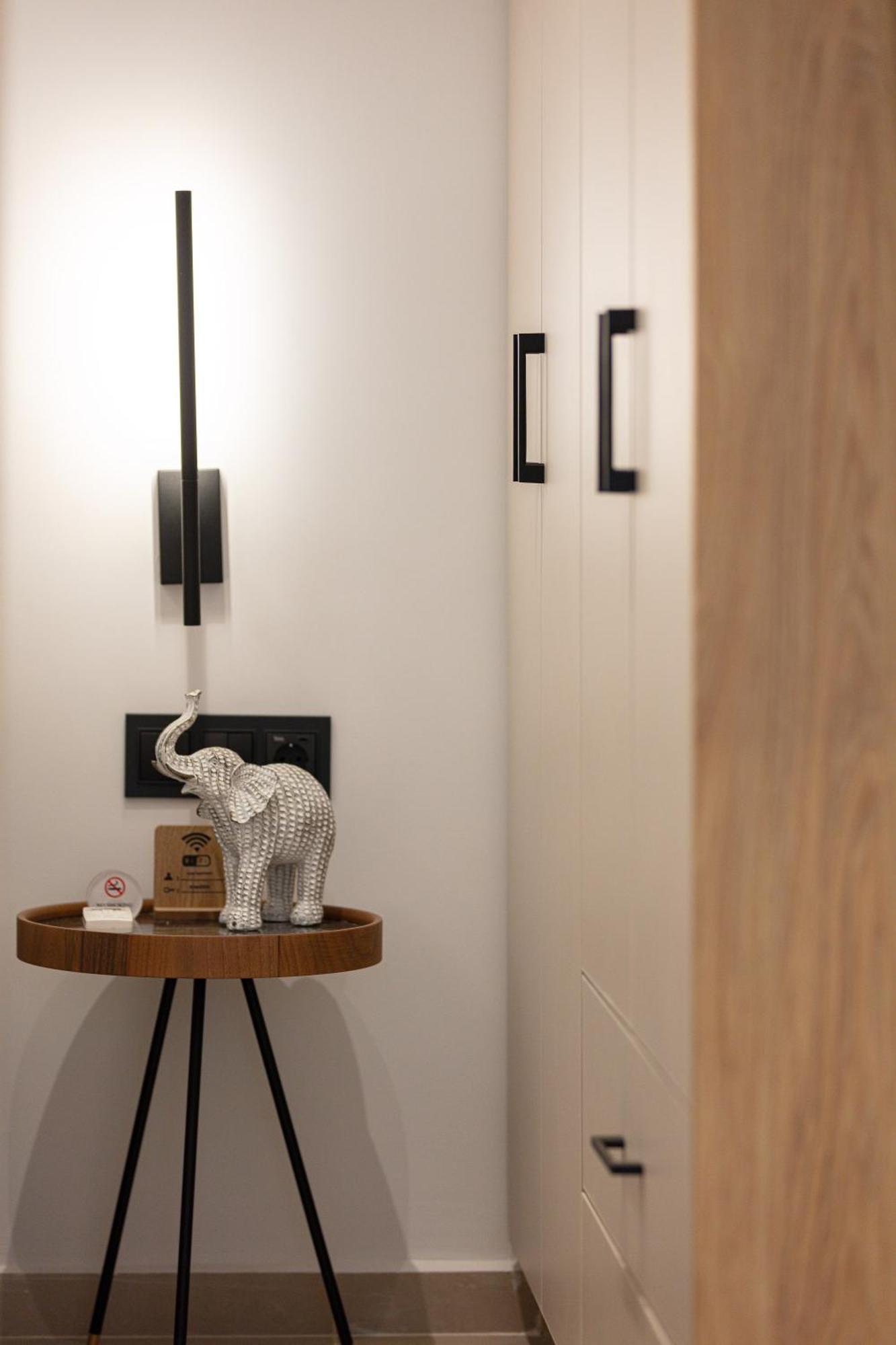 Apartamento Modern Apartment, Up To 6, Close To The Beach! Rétino