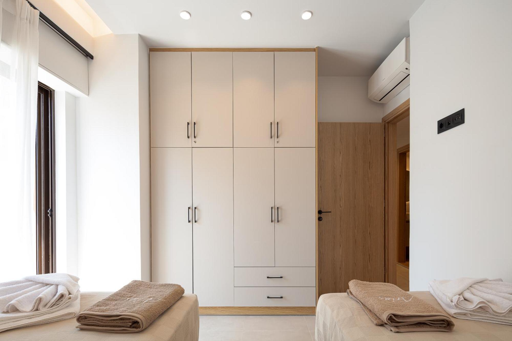 Modern Apartment, Up To 6, Close To The Beach!
